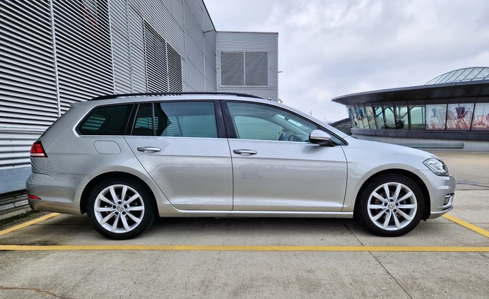 Volkswagen Golf cena 73700 przebieg: 83800, rok produkcji 2018 z Łódź małe 254